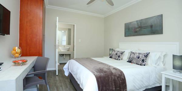 Eagle Cove Bed & Breakfast Honeydew Ngoại thất bức ảnh